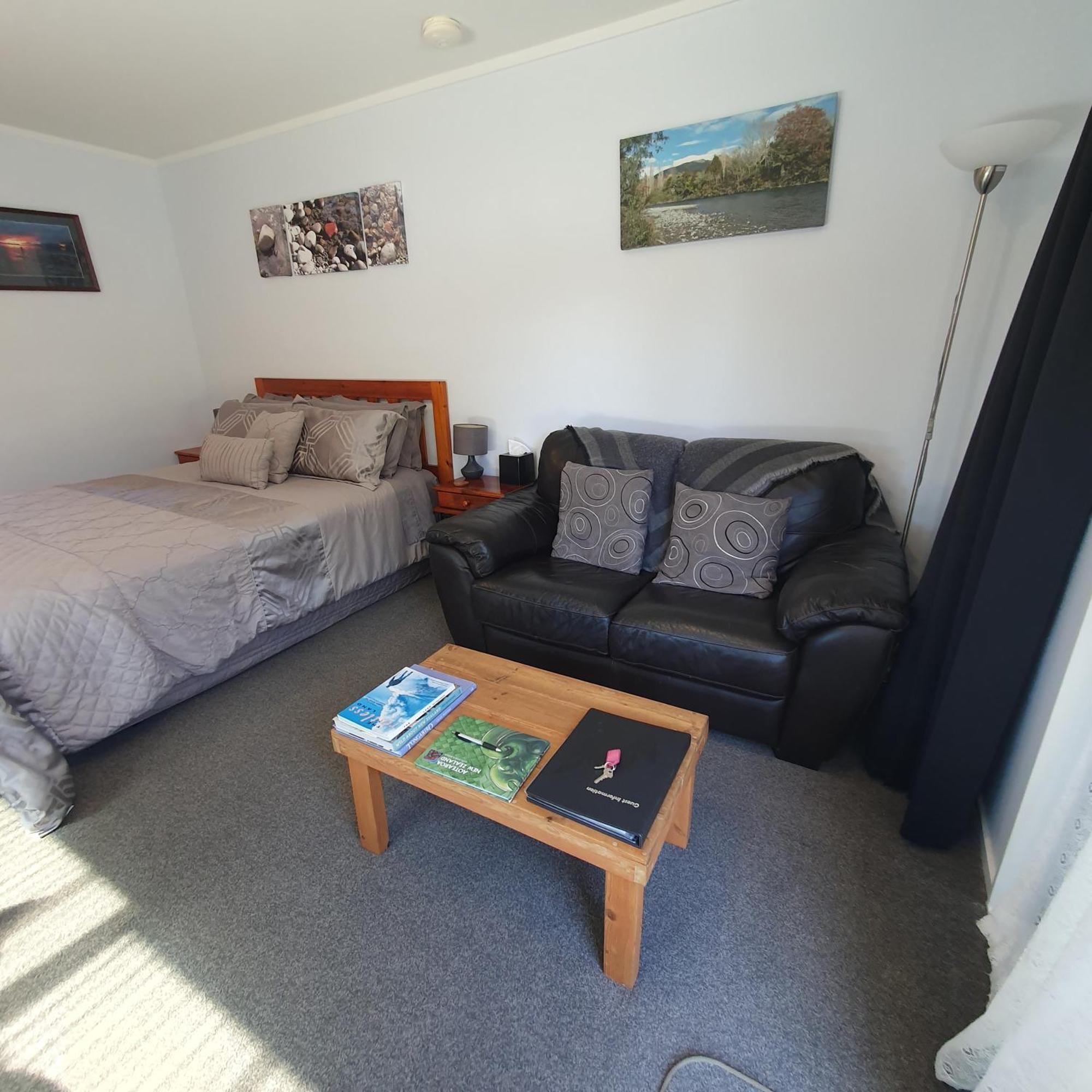 Moe Marie Sleep Peacefully Bed & Breakfast Turangi Bagian luar foto